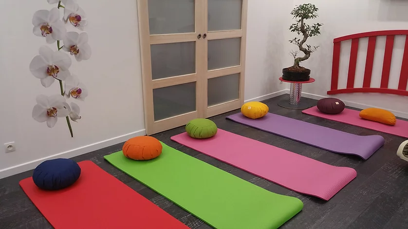 Salle de yoga cabinet Somatozen